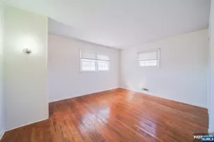 50 Knolls Rd, Bloomingdale, NJ 07403 - Photo 21