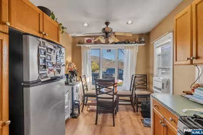 29 Bushwick Lane, West Milford, NJ 07480 - Photo 7