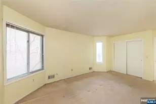 57 Edinborough Ct, Washington Township, NJ 07840 - Photo 9