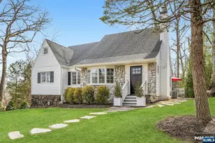 8 Glenwood, Parsippany, NJ 07834 - Photo 3