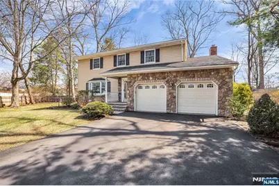 1 Sylvan Court, Pequannock Township, NJ 07444 - Photo 3