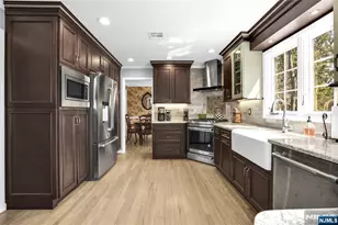 1 Sylvan Ct, Pequannock Township, NJ 07444 - Photo 7