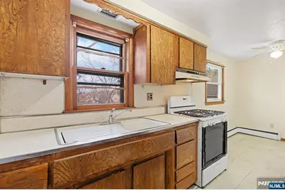 677 Greeley Avenue, Fairview, NJ 07022 - Photo 21
