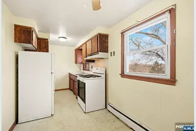 677 Greeley Avenue, Fairview, NJ 07022 - Photo 23
