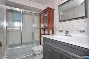 26 Wareham Rd, Dumont, NJ 07628 - Photo 29