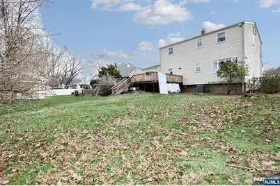 26 Wareham Road, Dumont, NJ 07628 - Photo 35