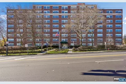 926 Bloomfield Avenue 3L #3L, Glen Ridge, NJ 07028 - Photo 1
