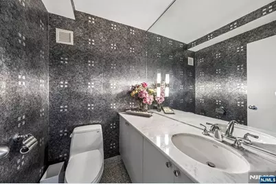 1500 Palisade 14F #14F, Fort Lee, NJ 07024 - Photo 11