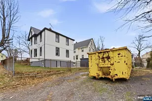 21 Overpeck Ave, Ridgefield Park, NJ 07660 - Photo 5