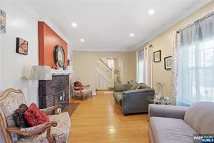 528 Wyndham Rd, Teaneck Township, NJ 07666 - Photo 13