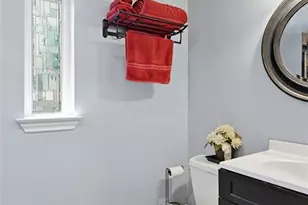 528 Wyndham Rd, Teaneck Township, NJ 07666 - Photo 21