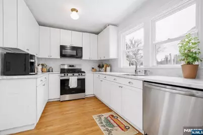 6 Franklin Avenue, Montclair, NJ 07042 - Photo 3