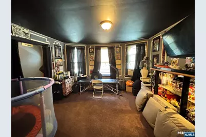 219 Lawrence Place, Paterson, NJ 07501 - Photo 27