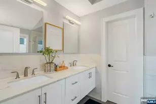 387 Lincoln Ave B, Cliffside Park, NJ 07010 - Photo 25