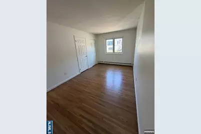 33 Henry Place B4 #B4, Hackensack, NJ 07601 - Photo 31