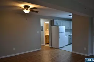 33 Henry Pl B4, Hackensack, NJ 07601 - Photo 9