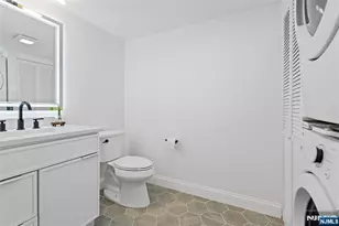 306 Grand Street 1, Jersey City, NJ 07302 - Photo 3