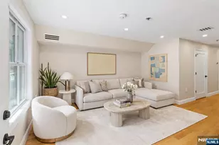 306 Grand Street 1, Jersey City, NJ 07302 - Photo 21
