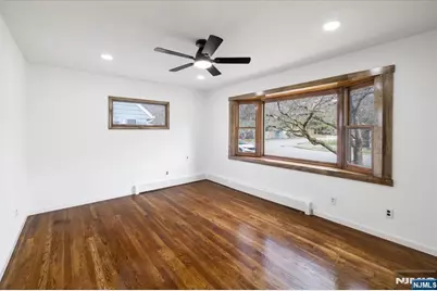 101 Midvale Avenue, Wanaque, NJ 07465 - Photo 5