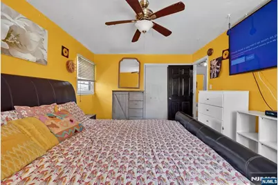 241 Halsted Street, East Orange, NJ 07018 - Photo 13