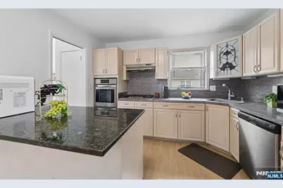 116 Woodland Avenue, Maywood, NJ 07607 - Photo 13