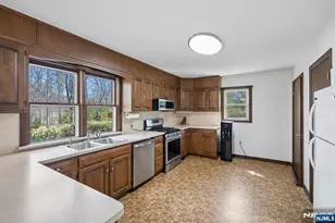 3 Morgan Ln, White Township, NJ 07823 - Photo 11