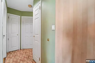 31-18 Norwood Drive, Fair Lawn, NJ 07410 - Photo 17