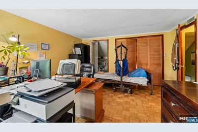 31-18 Norwood Drive, Fair Lawn, NJ 07410 - Photo 25