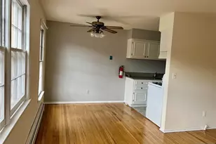 712 Cedar Ln 2, Teaneck Township, NJ 07666 - Photo 9
