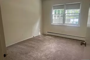 712 Cedar Ln 2, Teaneck Township, NJ 07666 - Photo 17
