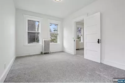 161 Chestnut Street, Leonia, NJ 07605 - Photo 25