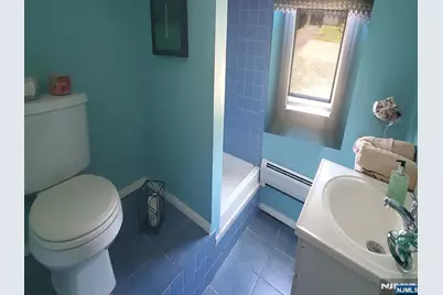 33 Garden Avenue, Belleville, NJ 07109 - Photo 11