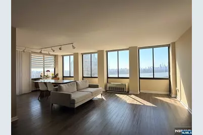 200 Winston Drive 1014 #1014, Cliffside Park, NJ 07010 - Photo 17