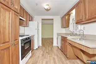 116 Hillside Ave, Midland Park, NJ 07432 - Photo 33