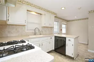 116 Hillside Ave, Midland Park, NJ 07432 - Photo 21