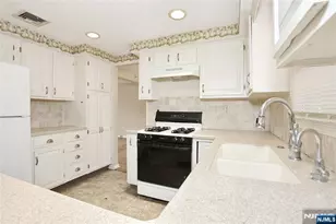 116 Hillside Ave, Midland Park, NJ 07432 - Photo 23