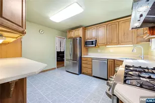 11 Sunset Rd, Demarest, NJ 07627 - Photo 13