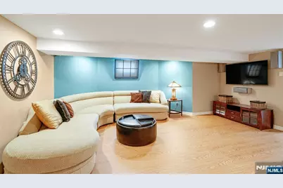 354 Liberty Avenue, Hillsdale, NJ 07642 - Photo 25
