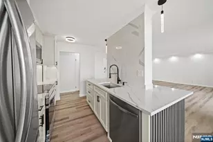 300 Winston Dr 2802, Cliffside Park, NJ 07010 - Photo 3
