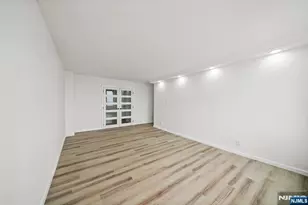 300 Winston Dr 2802, Cliffside Park, NJ 07010 - Photo 17