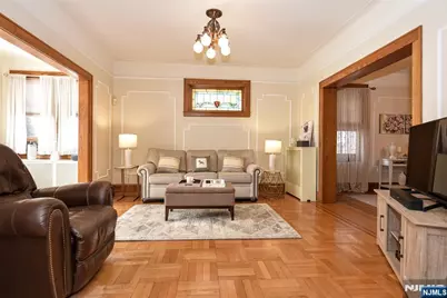519 Saint Pauls Avenue, Cliffside Park, NJ 07010 - Photo 7