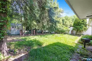 156 Cedar Ave, Hackensack, NJ 07601 - Photo 27