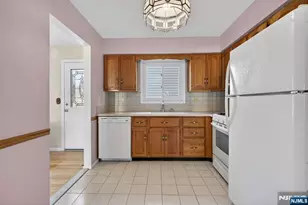 53 Patricia Pl, Clifton, NJ 07012 - Photo 15