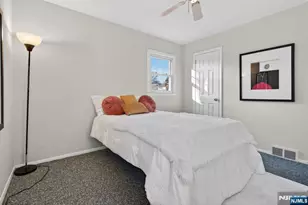 53 Patricia Pl, Clifton, NJ 07012 - Photo 23