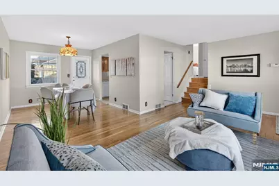 53 Patricia Place, Clifton, NJ 07012 - Photo 9