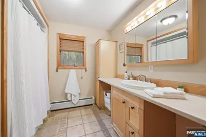 219 Snake Den Road, Wanaque, NJ 07465 - Photo 29