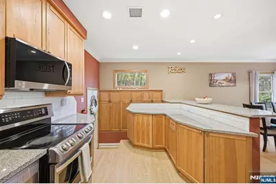 219 Snake Den Road, Wanaque, NJ 07465 - Photo 17