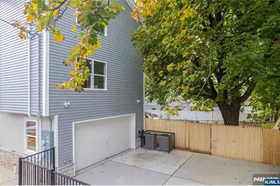 543 13th Avenue, Newark, NJ 07103 - Photo 25