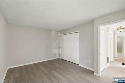 28 Boston Court, Newark, NJ 07103 - Photo 27