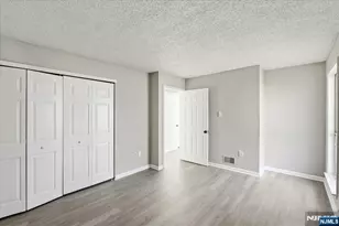28 Boston Ct, Newark, NJ 07103 - Photo 25